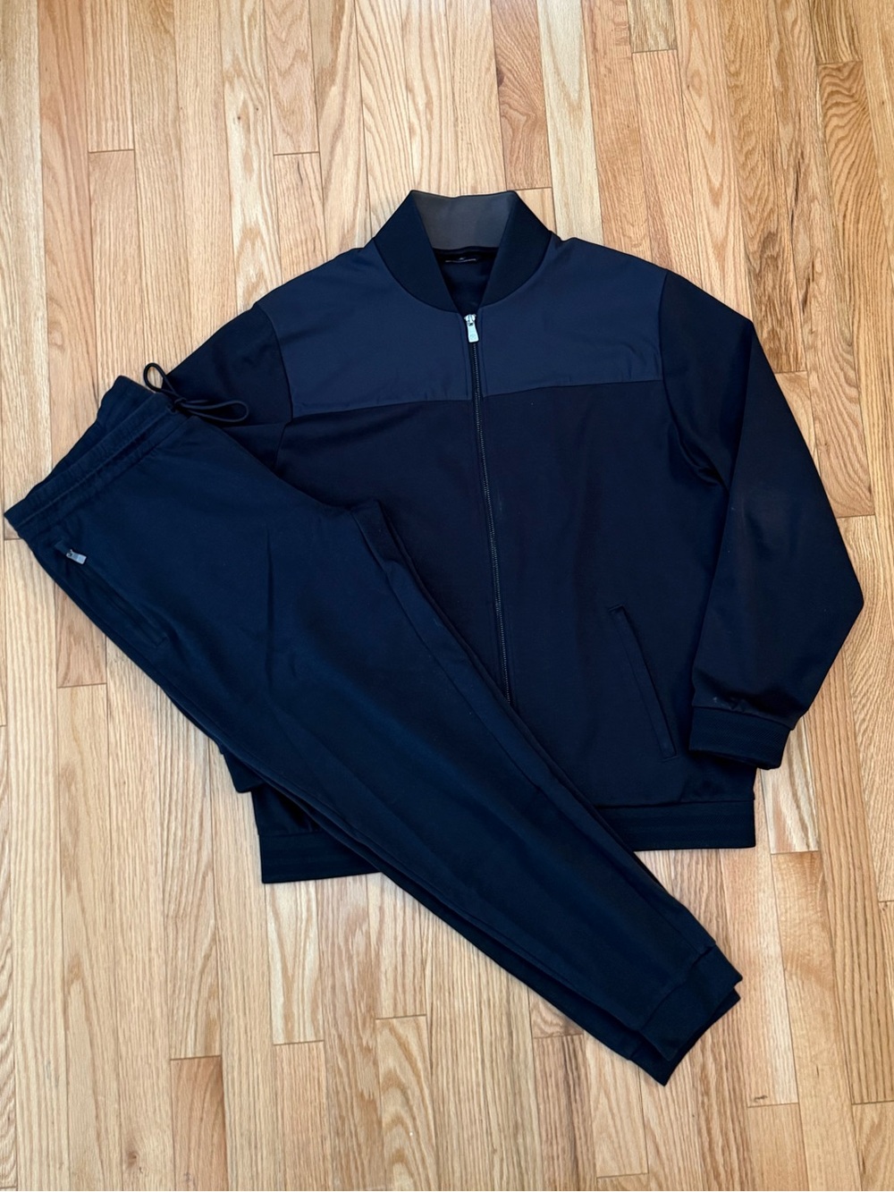 Hart Schaffner Marx Navy Blue Bomber Jacket smooth track suit